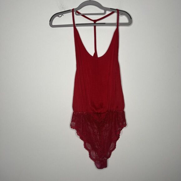 Free People Women's Bodysuit Size Small Red Spaghetti Strap Lace - Picture 15 of 16